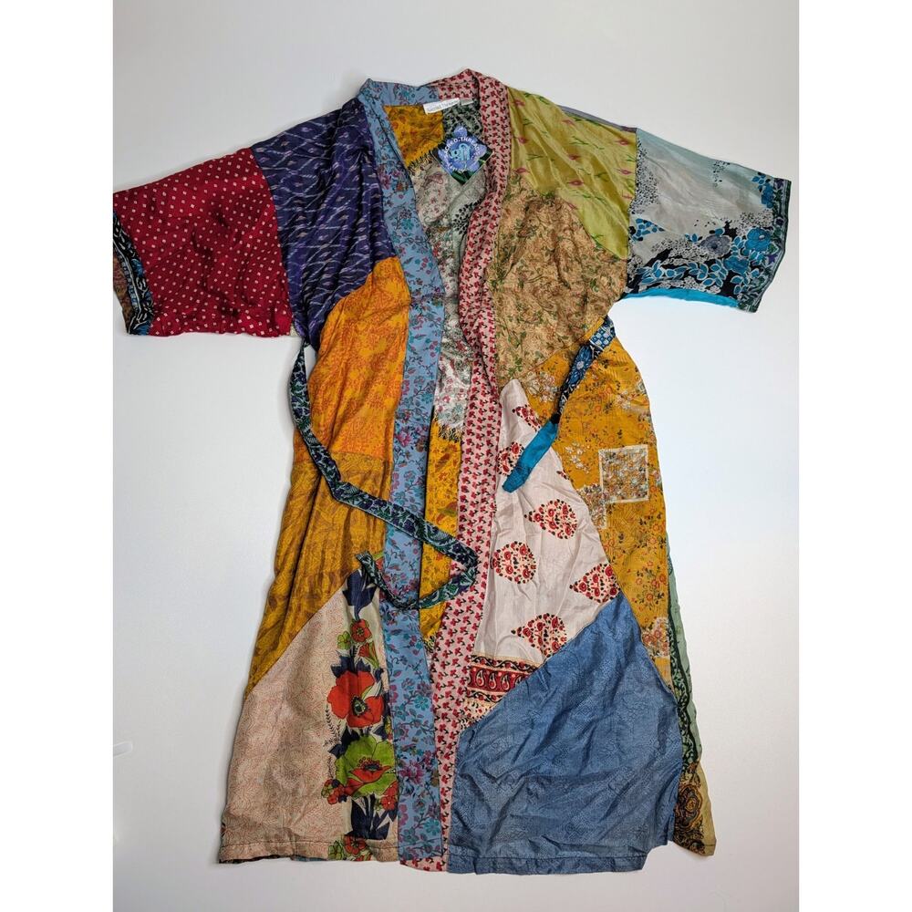 NWT Sacred Threads Vintage 100% Silk Patchwork Long Kimono M - Picture 2 of 10